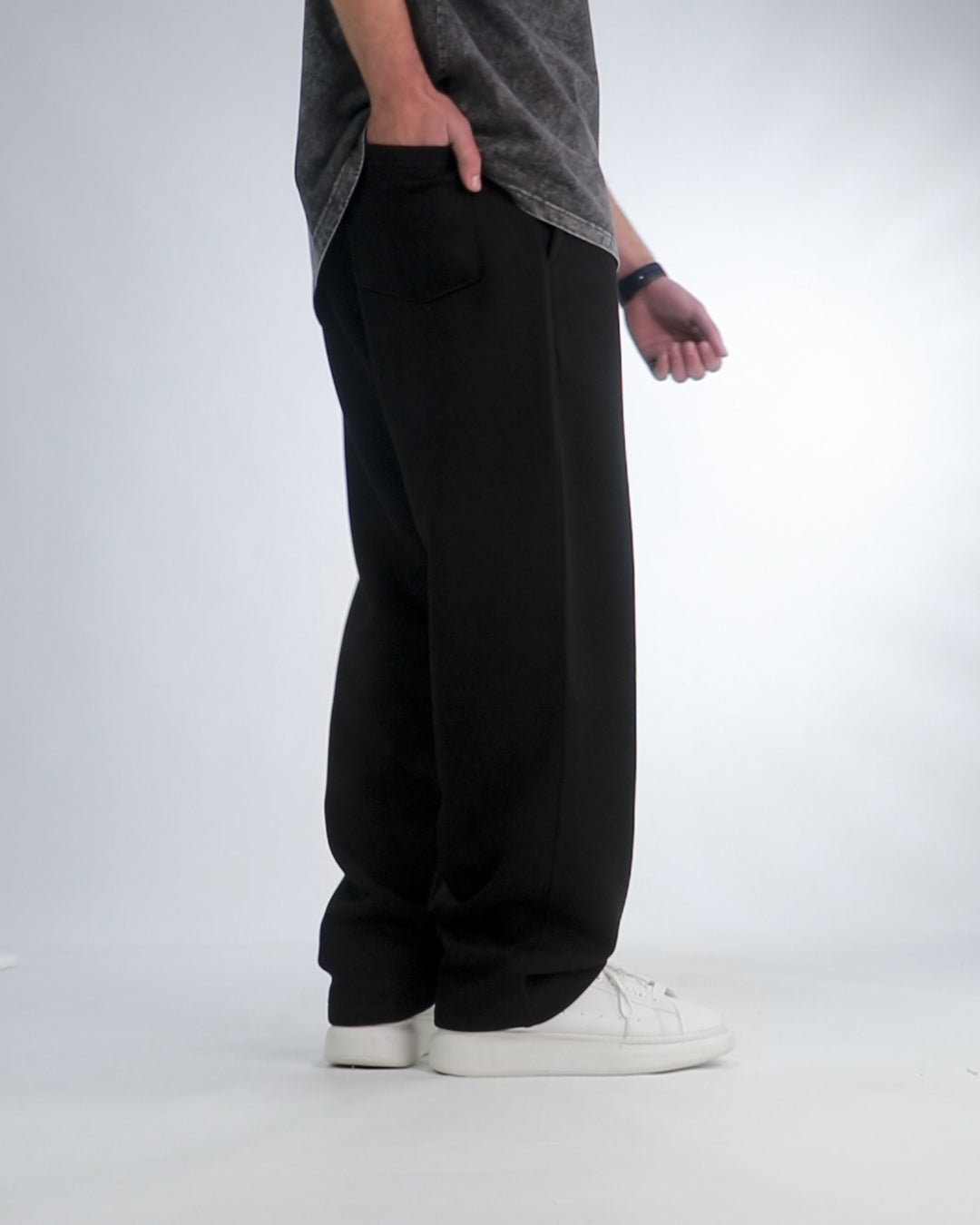 GLOUZ'S HEAVY sweatpants — JET BLACK