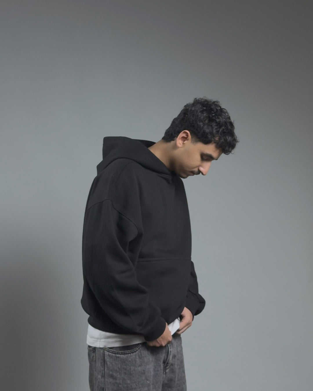 BOXY HOODIE — JET BLACK