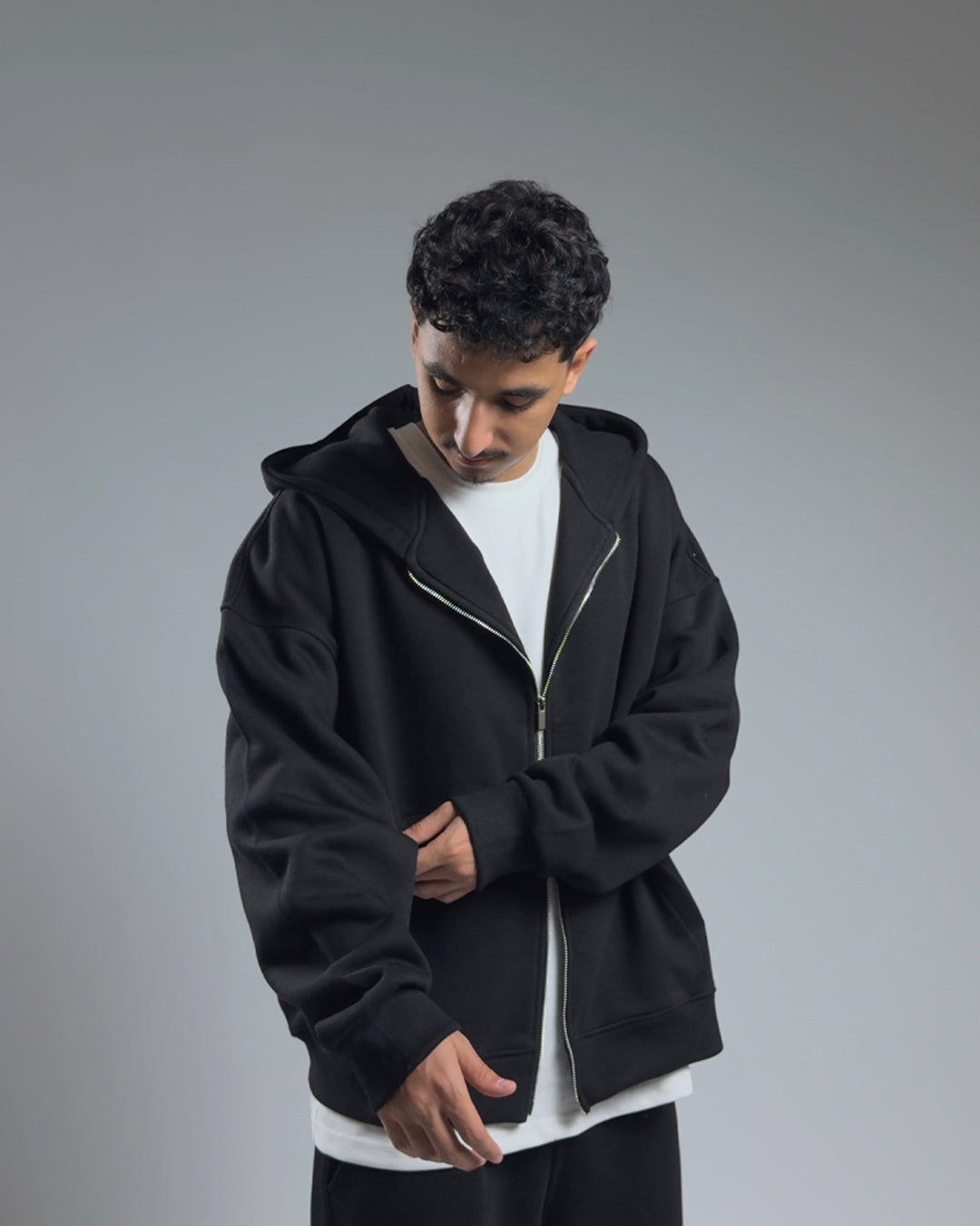 GLOUZ'S ZIP UP — JET BLACK
