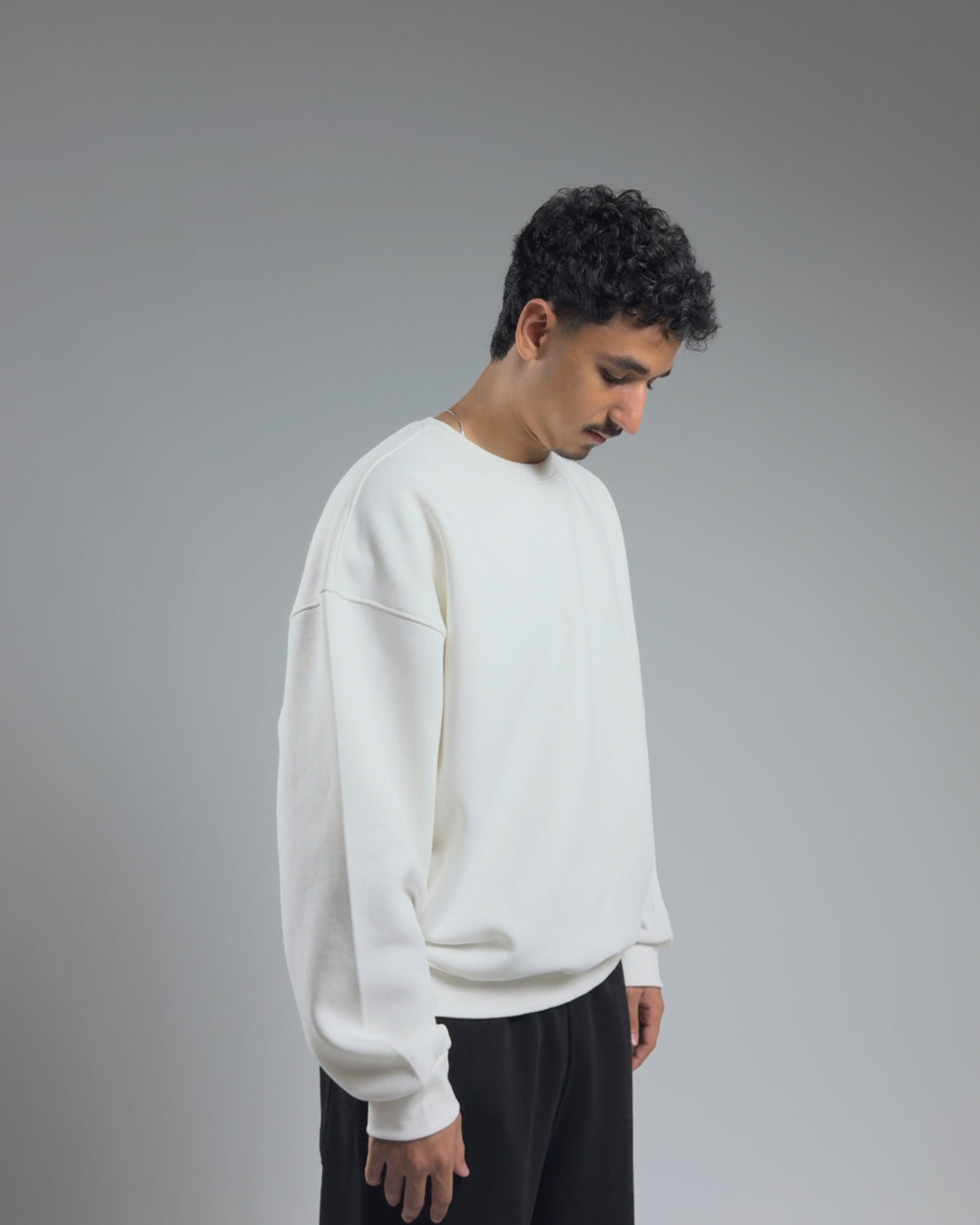 BOXY SWEATSHIRT — PURE WHITE
